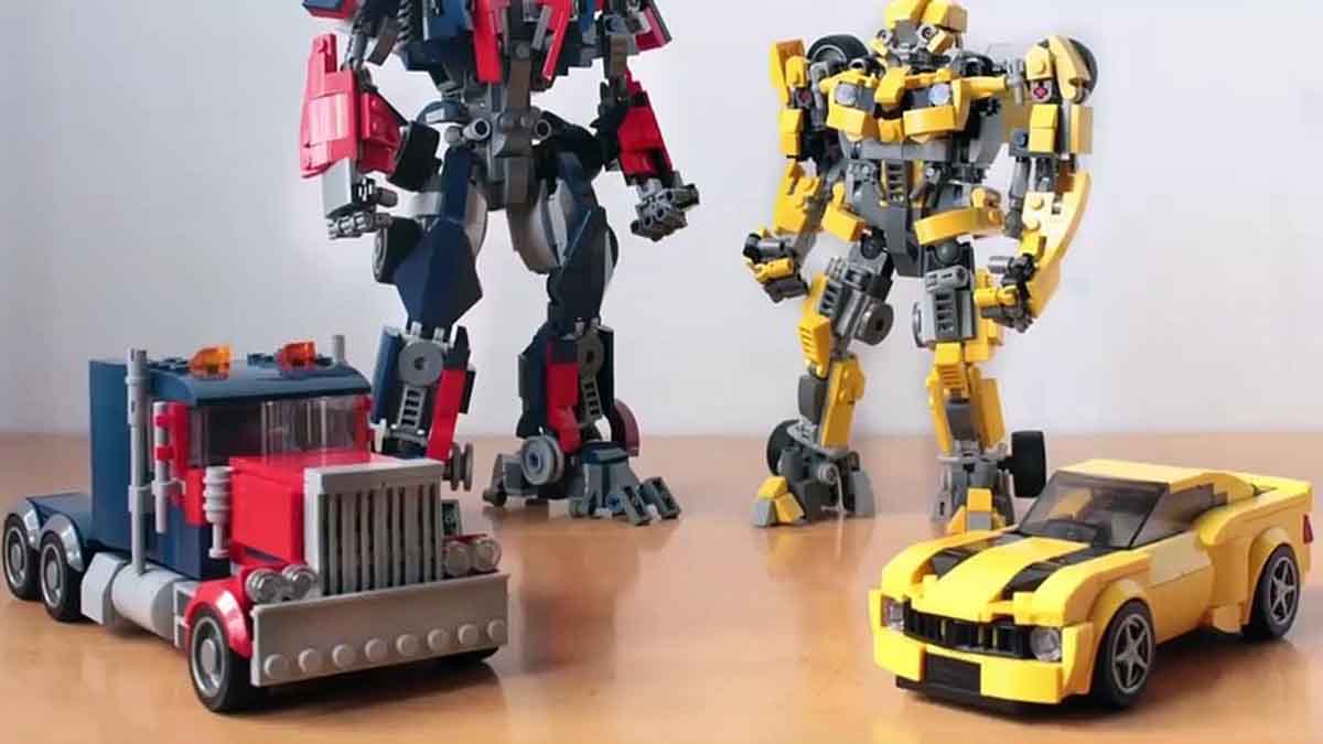 How To Build a LEGO Transformer - CADA BRICKS