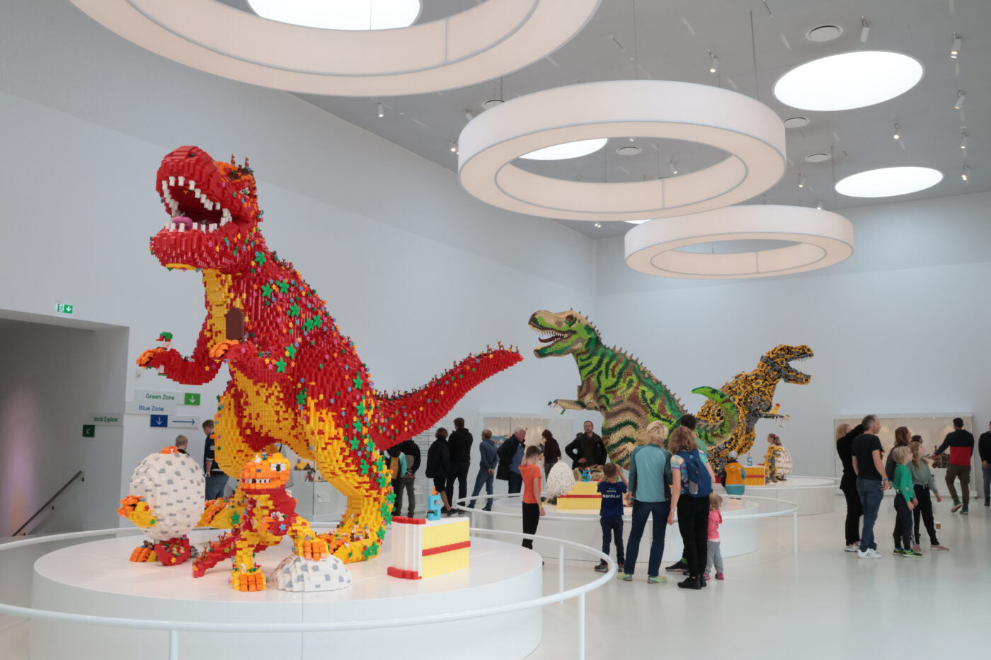Display Masterpieces Building Blocks 