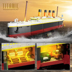 Titanic-Bausatz mit LED - 2 in 1 Titanic-Schiff Mini-Baustein-Schiffsmodell mit Gletscher-Displayständer Spielzeuggeschenk für Erwachsene und Kinder ab 10 Jahren