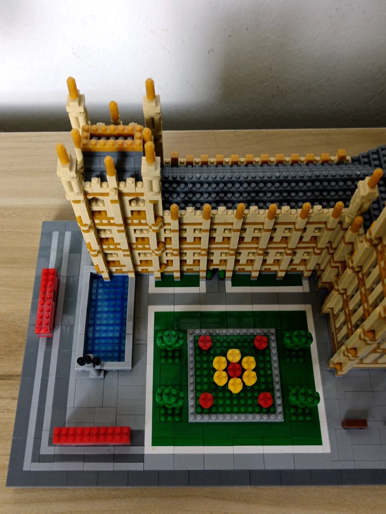 Famous Big Ben Micro Mini Building Blocks Crafted Replica, Leisure and Entertainment Toys Adult Construction Bricks Decoration