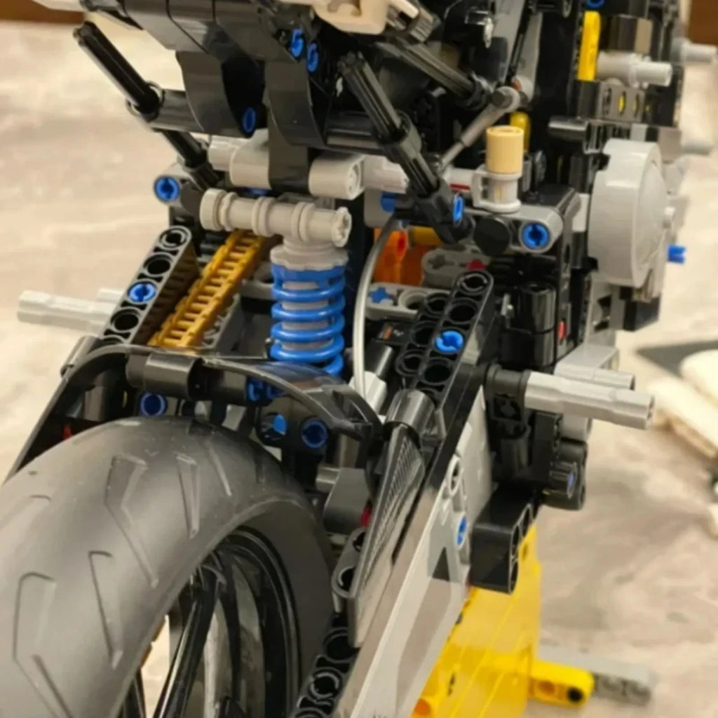 High-end motorcycle building block suit motorcycle model suit adult, luxury motorcycle DIY collection with movable wheels - CADA BRICKS®