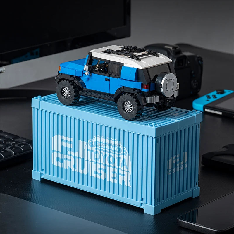 622PCS Toyota FJ40 Off Road Vehicle Building Blocks Retro Car Model Bricks Set With Display Box Desktop Ornaments Kids Toys Gift